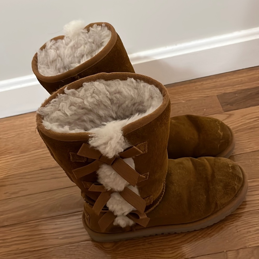 Kookaburra by UGGS